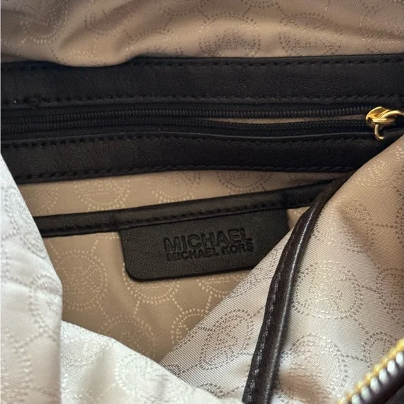 MK Rhea Hobo Purse - Picture 3 of 3